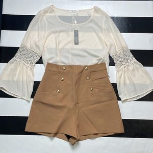 SHEER FLARE BELL SLEEVE TOP